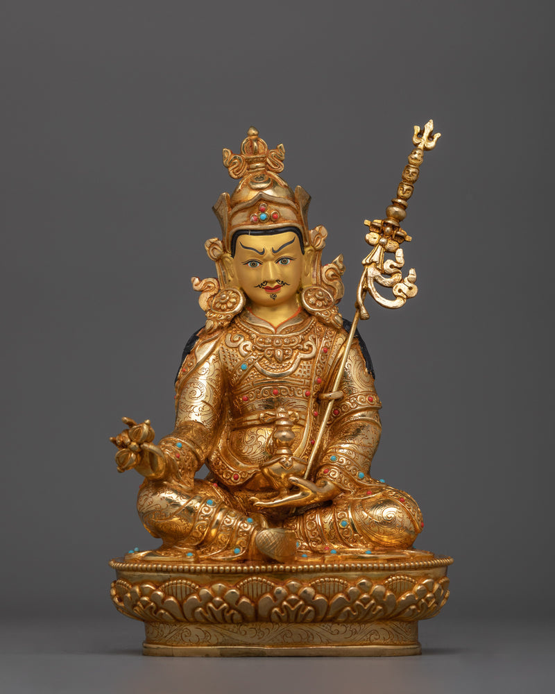 guru-rinpoche-tantric-master-in-gold-gilded