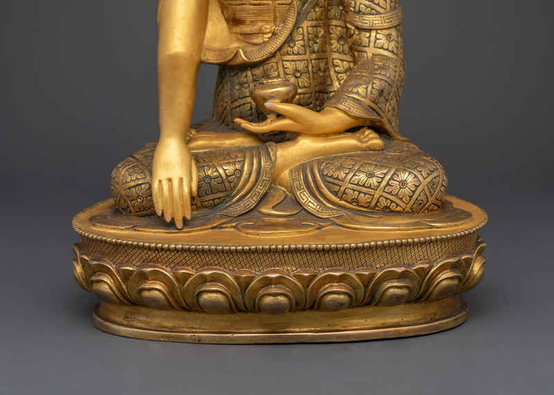 Shakyamuni Buddha Handwork Antique Touch Statue | Embodiment of Enlightenment