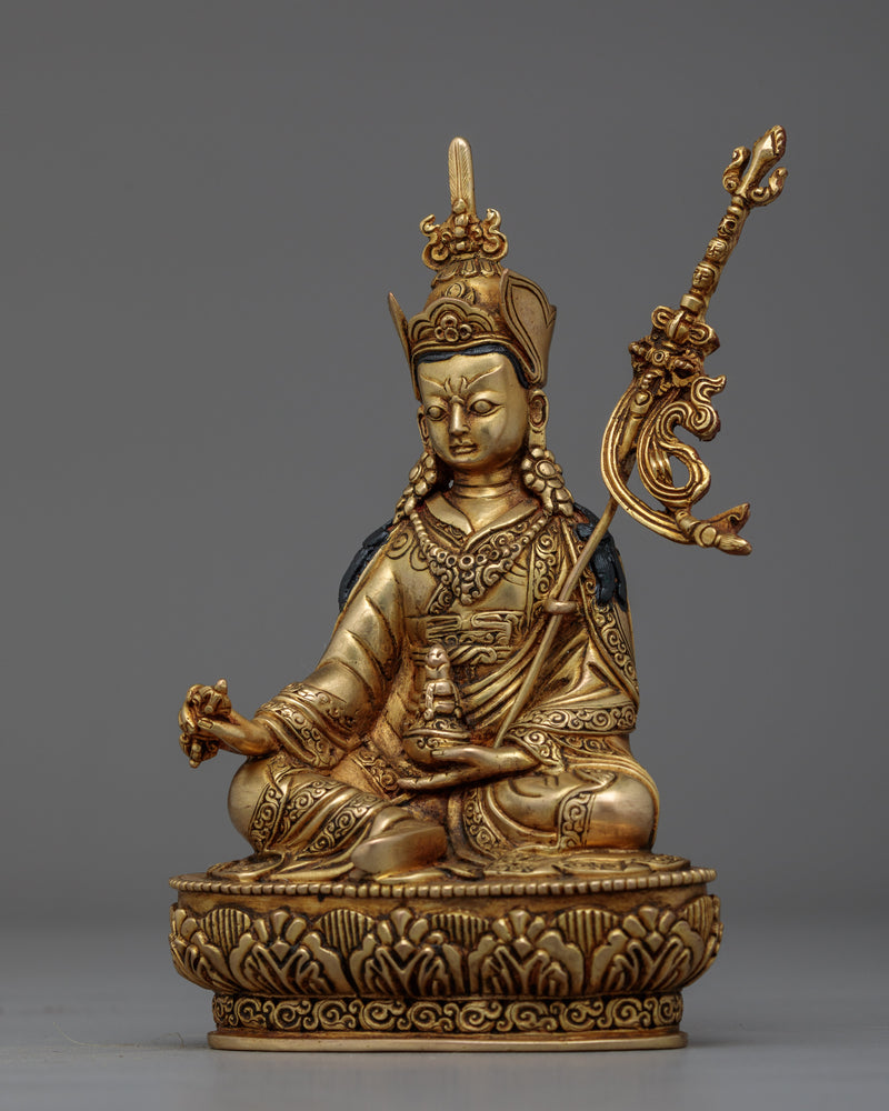 guru-rinpoche-an-antique-touch-small