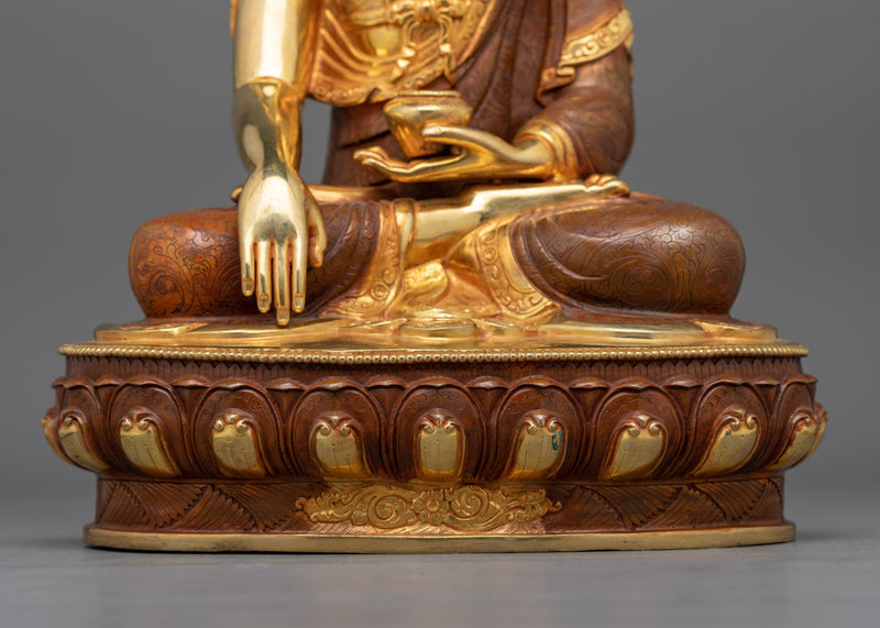 Shakyamuni Sacred Sculpture | Enlightenment Embodied in Oxidized Copper