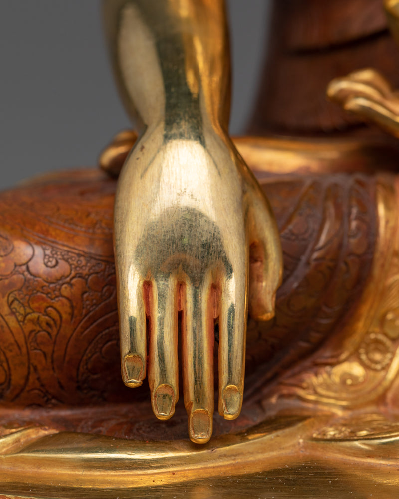 Shakyamuni Sacred Sculpture | Enlightenment Embodied in Oxidized Copper