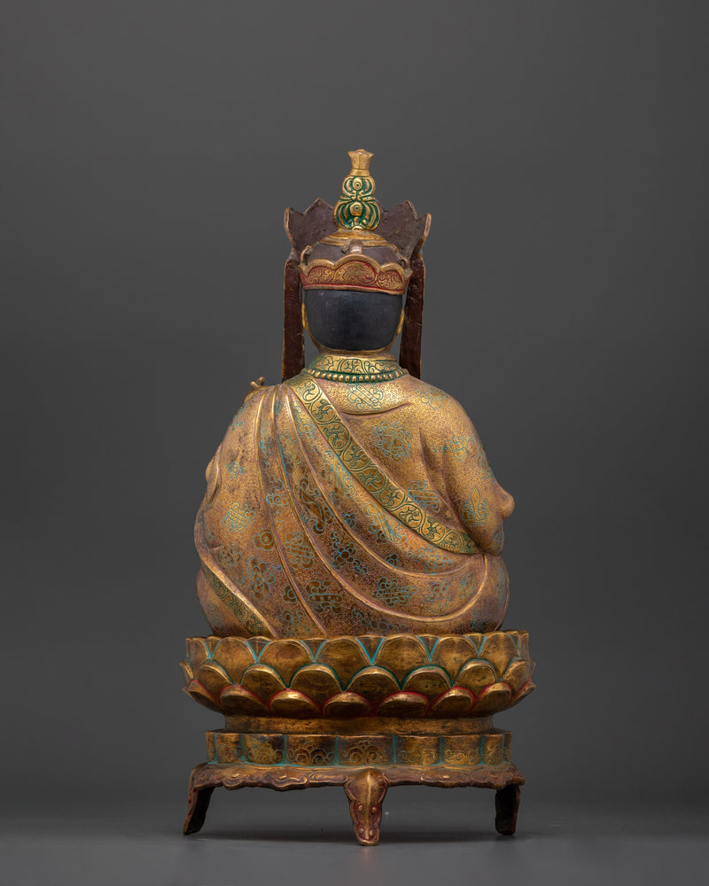 sacred-buddhist-master-sculpture