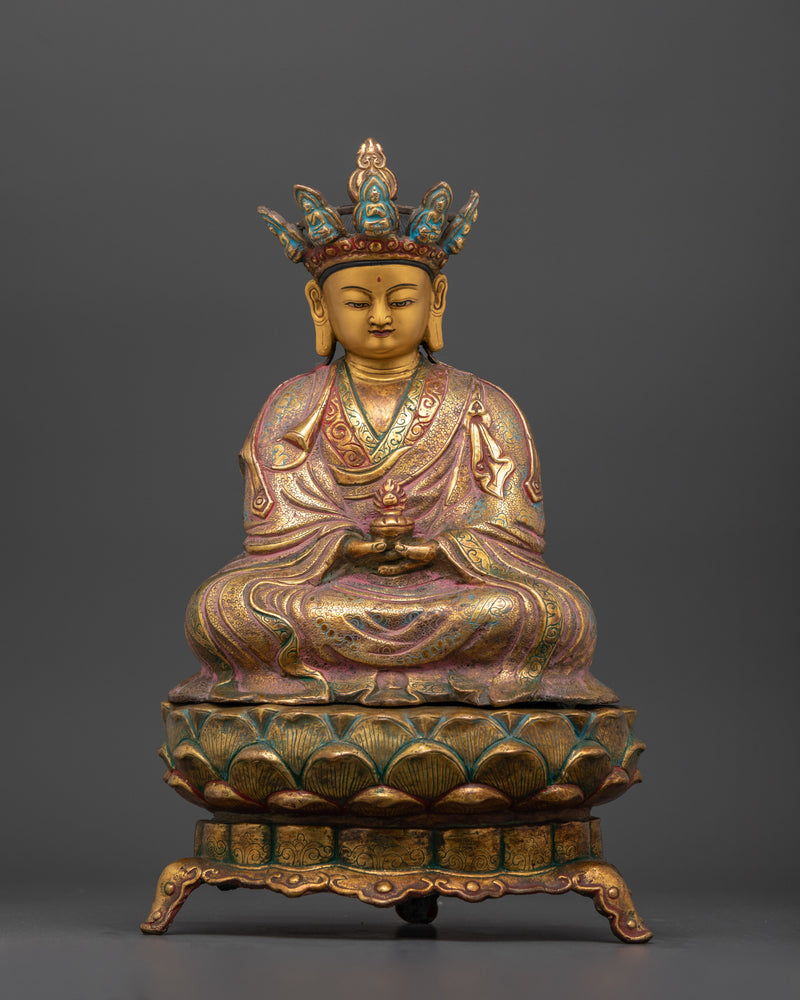 sacred-buddhist-master-statue