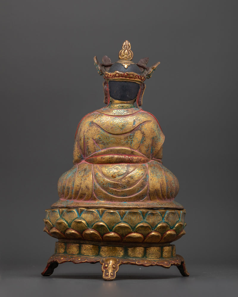 sacred-buddhist-master-statue