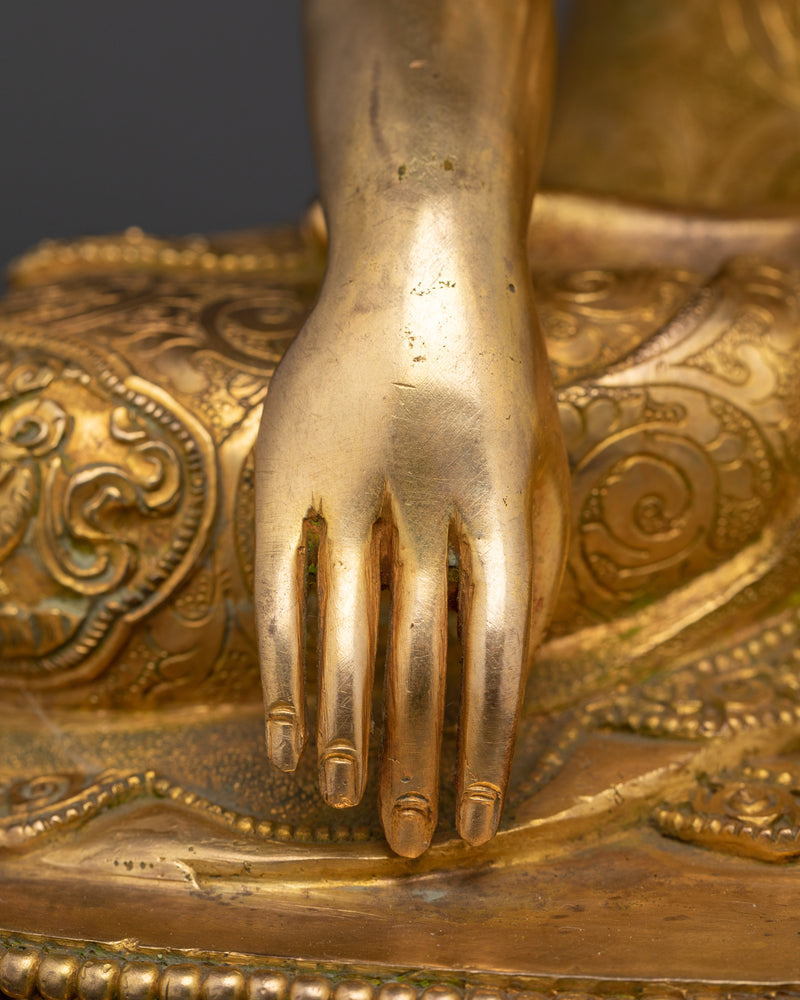 The Enlightened One in Serene Form | Shakyamuni Buddha Statue