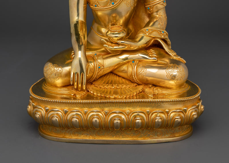 The Enlightened One and Symbol of Peace | Shakyamuni Buddha Statue