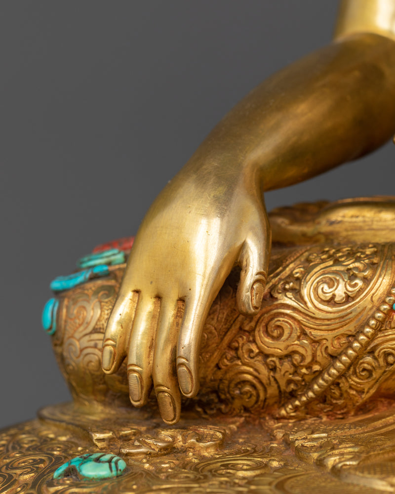 The Shakyamuni Buddha Gilt Statue | The Enlightened One