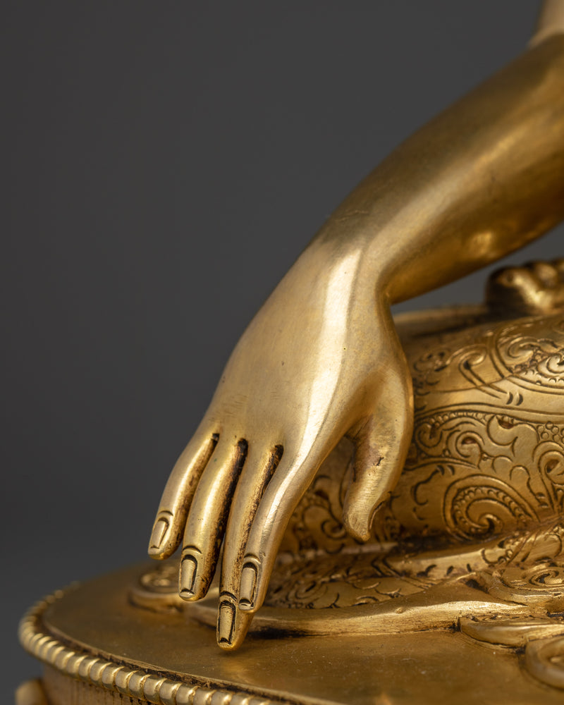 Shakyamuni Buddha Holding Alms Bowl | 24K Gold Gilded Copper Statue