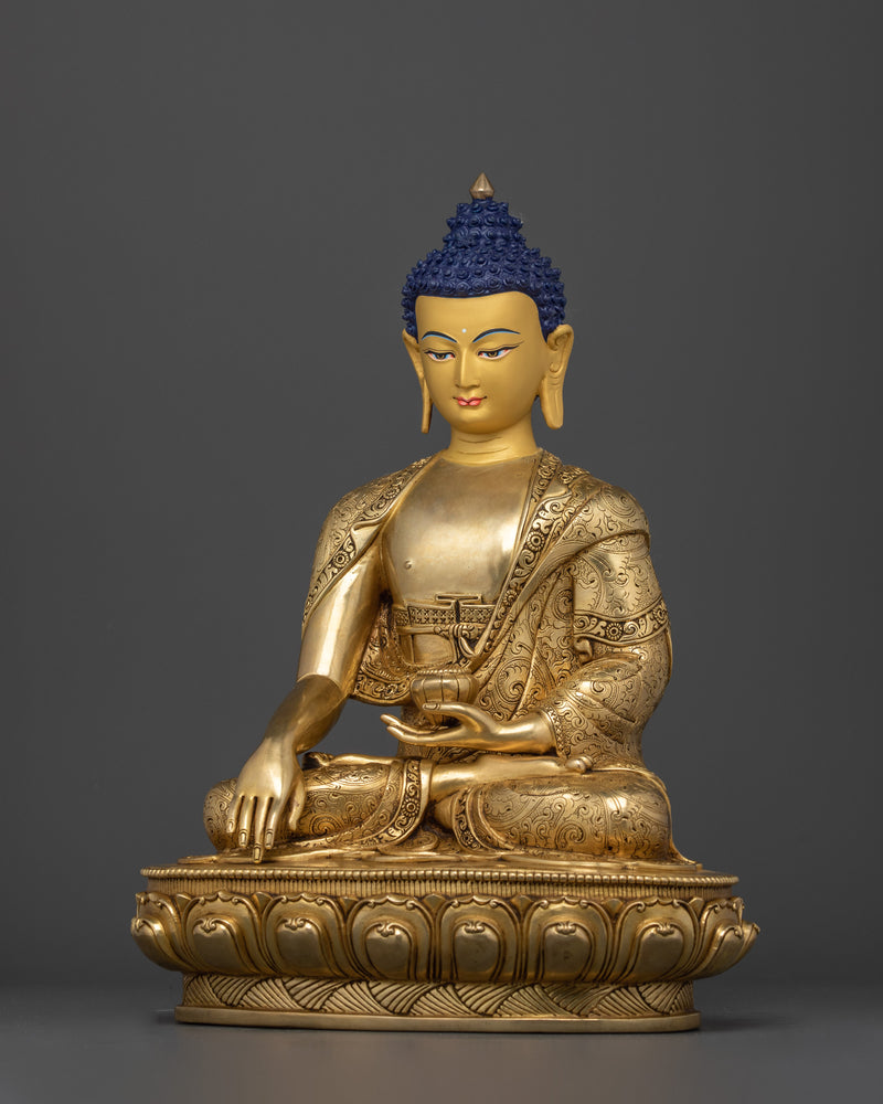 shakyamuni-buddha-holdin-alms-bowl