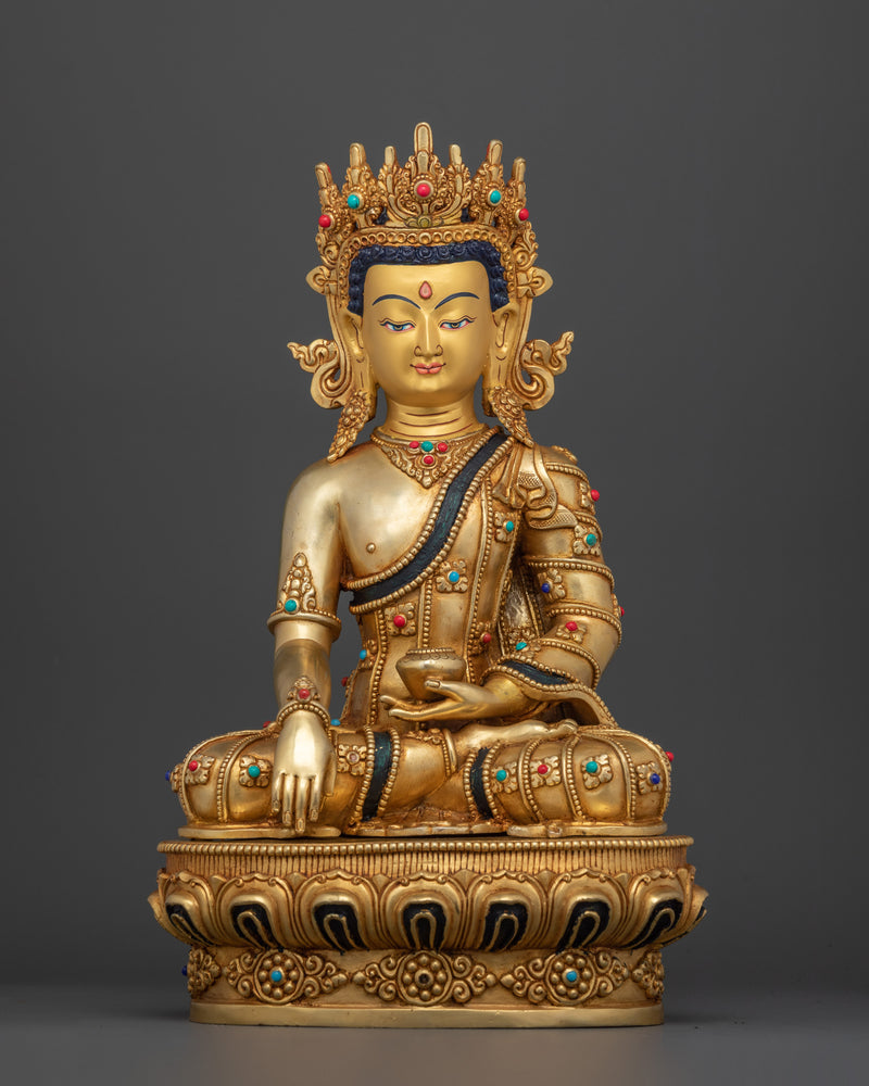 crowned-shakyamuni-buddha