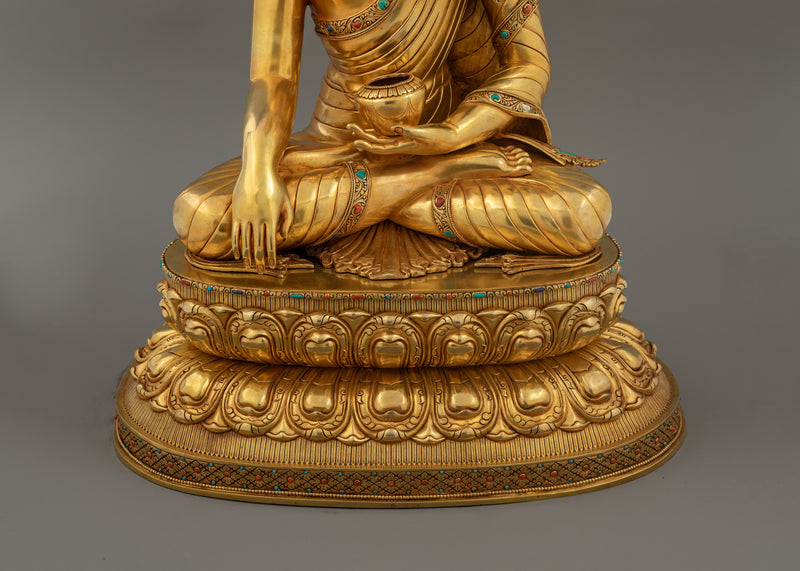 Meditational Shakyamuni Buddha | 24K Gold Gilded Sculpture