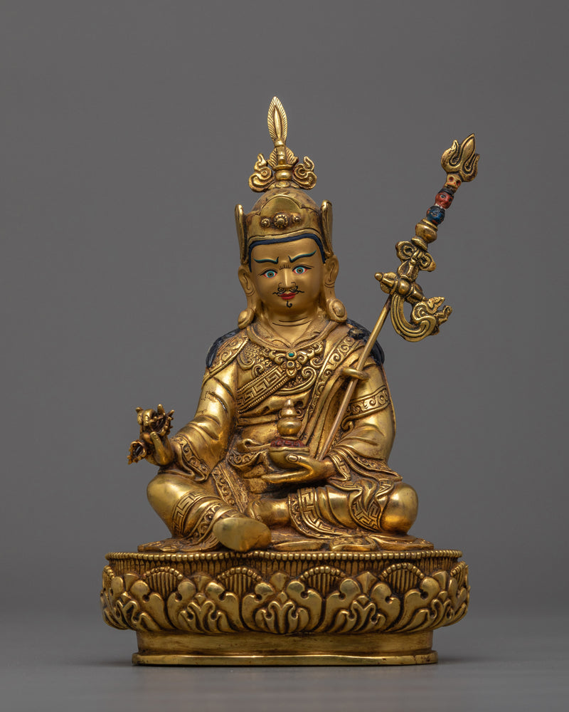 guru-rinpoche-lotus-born-1