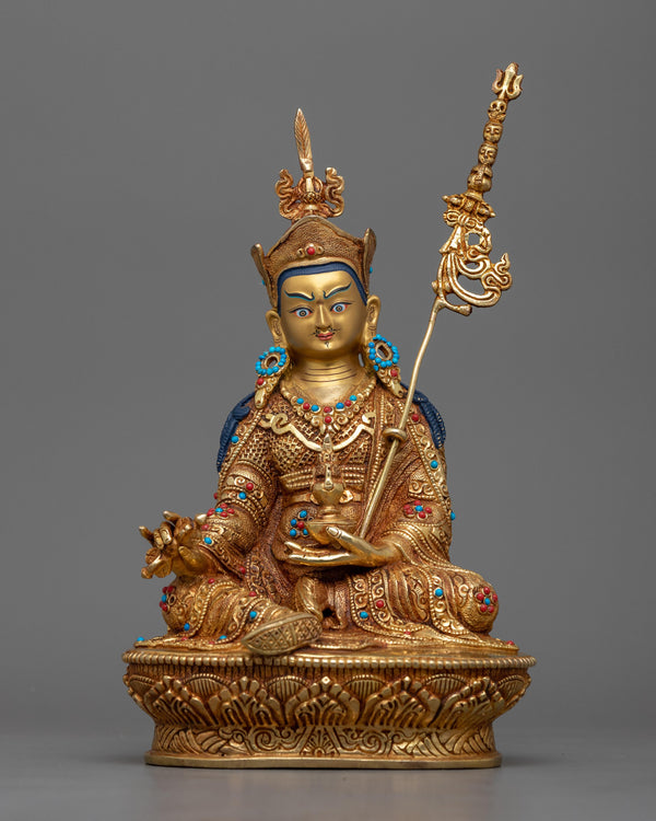 dusum-sangye-guru-rinpoche-statue