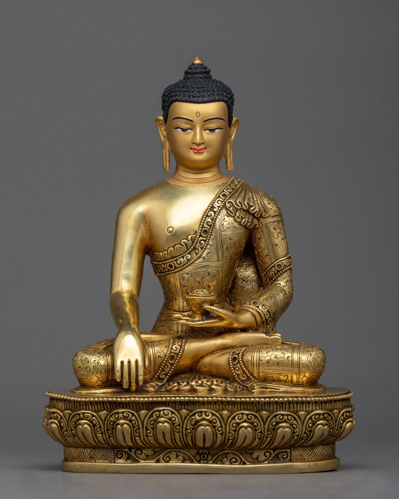 historical-shakyamuni-buddha-sculpture