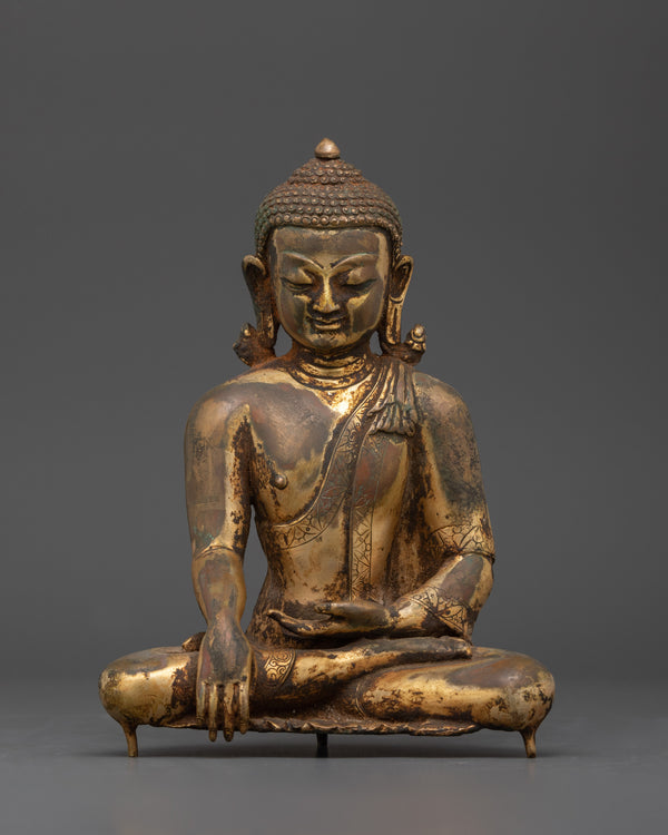 antique-statue-of-shakyamuni-buddha