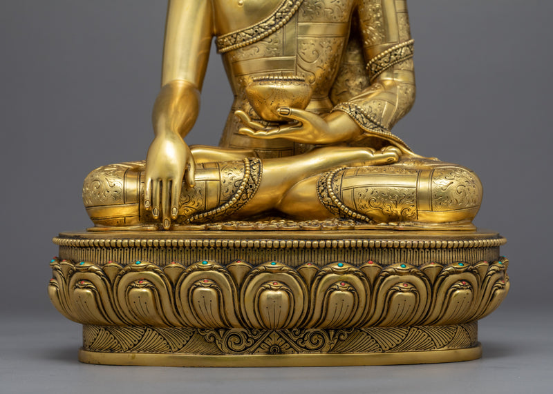 Statue of Buddha Siddhartha Gautama | Traditional Himalayan Art