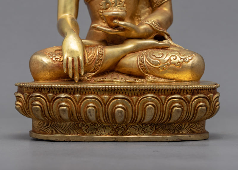 Nepal Buddha Sculpture | Gold Gilded Statue For Meditation