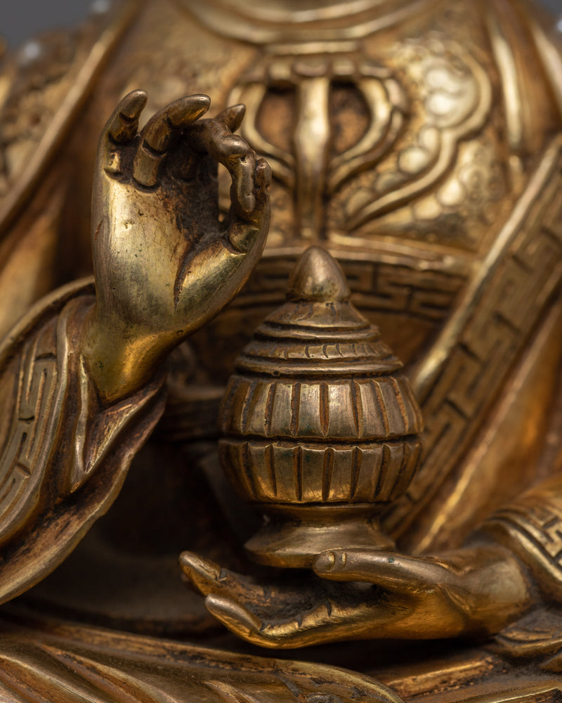 9th Karmapa Wangchug Dorje Statue | A Gleaming Symbol of Wisdom and Leadership