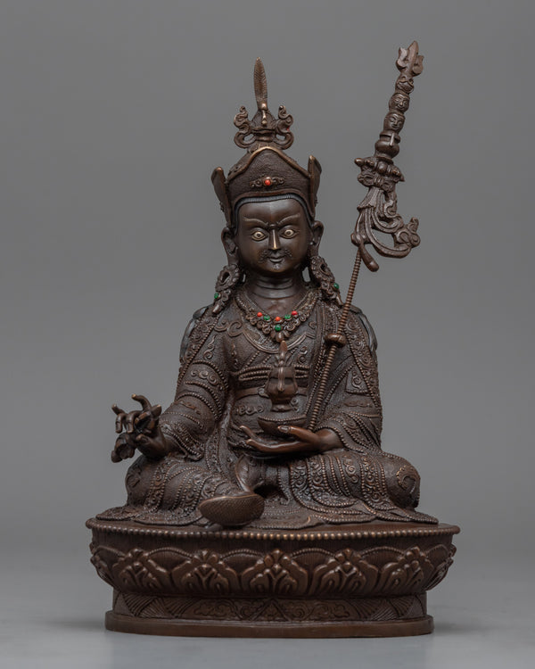 Guru Rinpoche Statue