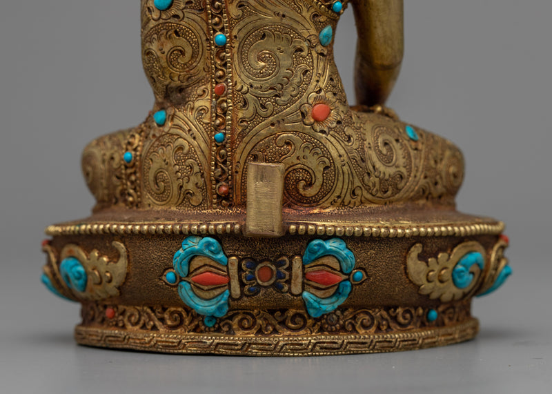 Serene Shakyamuni Buddha Statue | Traditional Himalayan Buddhist Artwork