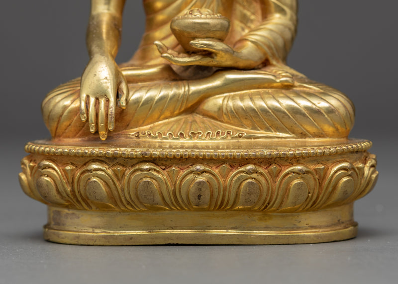 The Buddha Shakyamuni Sculpture | Finely Hand Carved Buddhist Statue