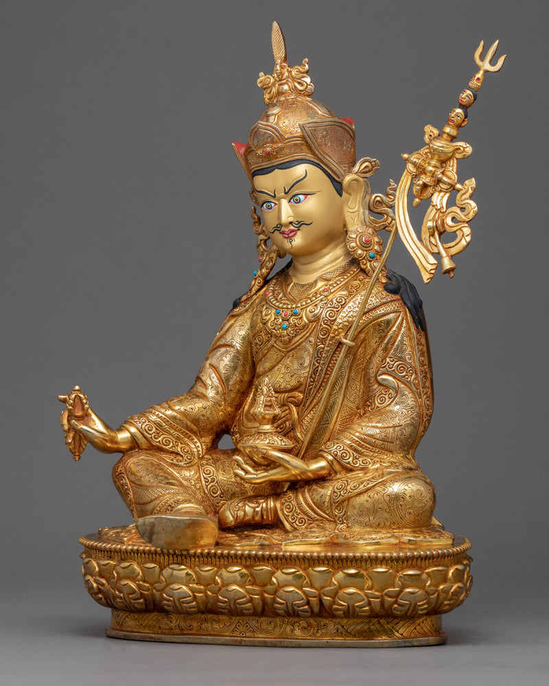 Guru Rinpoche Art | Traditional Tibetan Statue