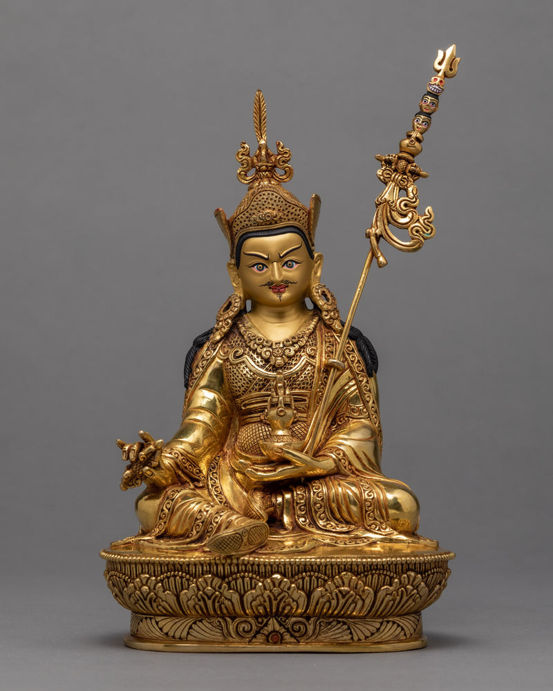 Guru Rinpoche Statue