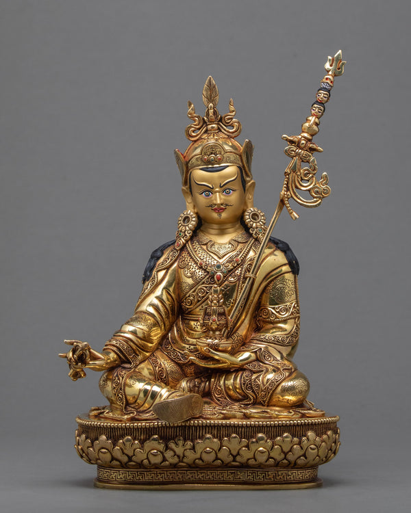 Guru Rinpoche Statue