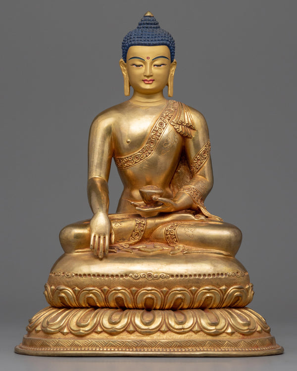 buddha shakyamuni seated in meditation